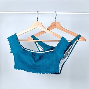 PINK VICTORIA’S SECRET Teal Smocked Crop Top